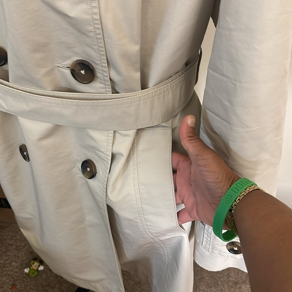 🧥Ladies Trench Coat🧥 - Picture 8 of 12